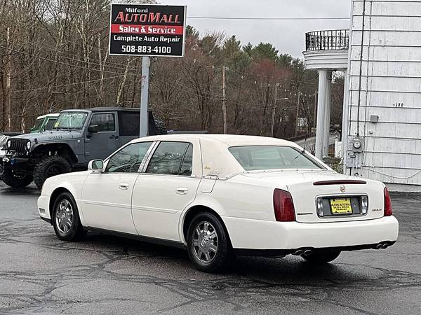 2003 Cadillac DeVille Base 4dr Sedan - $5555.0063615650523139123