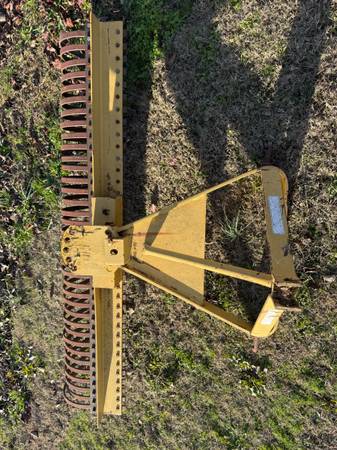 King Kutter 6’ LANDSCAPE RAKE  Excellent Condition  All Tines Good  Perfect fo 1