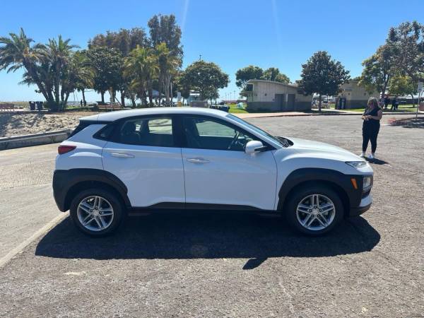2020 Hyundai Kona SE - $12,500 (San Diego)63470062405505123