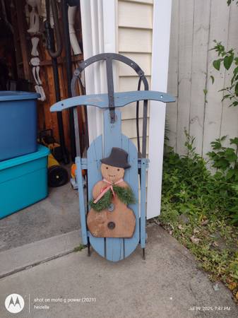 Sled Christmas Decoration 1