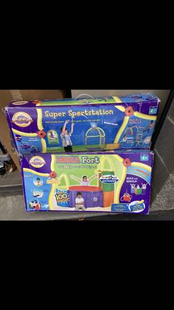 4 Sets Cranium Mega Fort Build Set & Super Sports, Multi Build,$15 UP 1