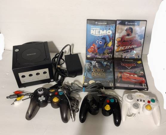 GameCube with games 1