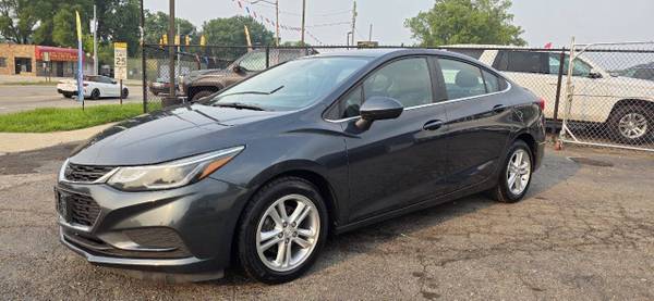 2017 Chevrolet Cruze LT 4 puertas Sedán con 1LT - $8.499 (Pontiac)63470238470785121