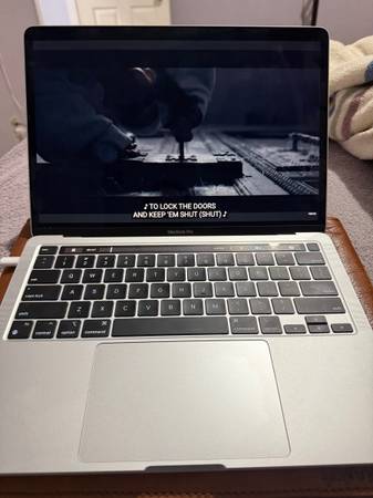 MacBook Pro 1