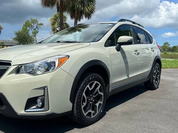2016 Subaru Crosstrek Limited ~ LOOK ~ Clean Carfax ~ We Finance ~ - $10,990 (Tampa Bay Wholesale Cars inc.)63443821146115124