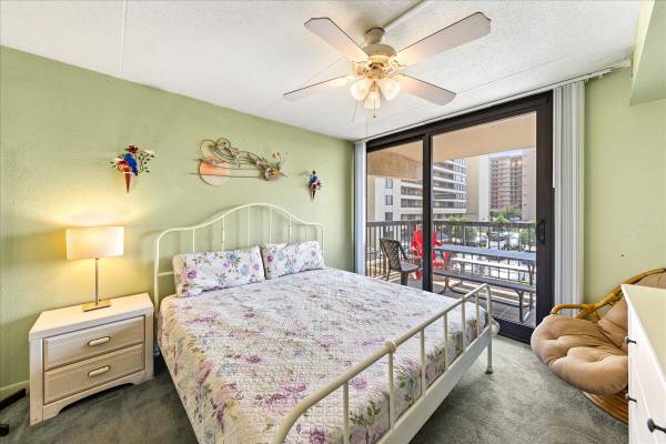 $1,250 / 3br - 900ft2 - 3 BR Oceanfront at the Sea Watch (Ocean City)63839297418883124