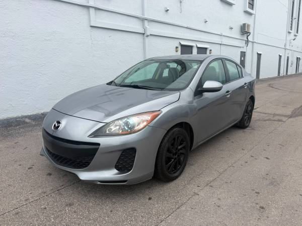 2012 MAZDA MAZDA3 1