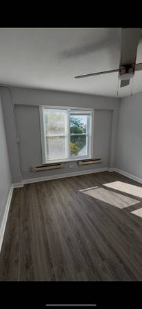 $1,690 / 2br - Remodeled 2 bedroom in Rogers Park (Rogers Park)64041809482243123