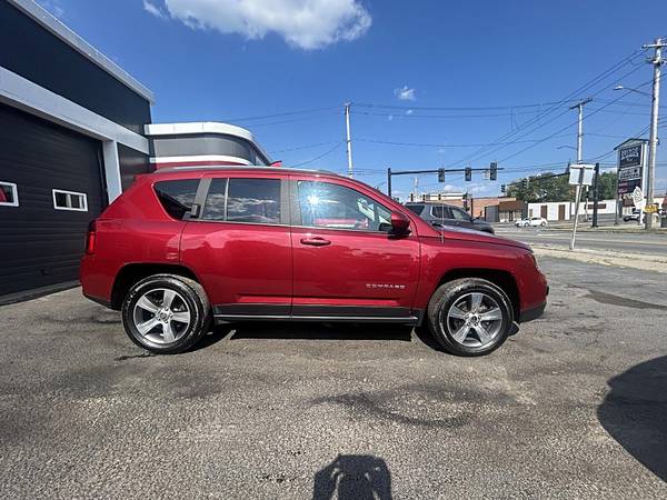 2016 Jeep Compass 4WD 4dr High Altitude Edition - $9900.0063442679089409124