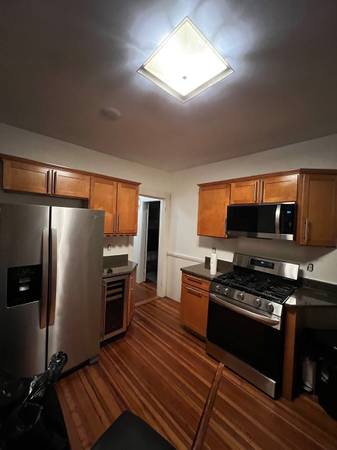 $3,150 / 3br - 1000ft2 - ** Savin Hill - 3 bd penthouse, central AC**63614110165763124