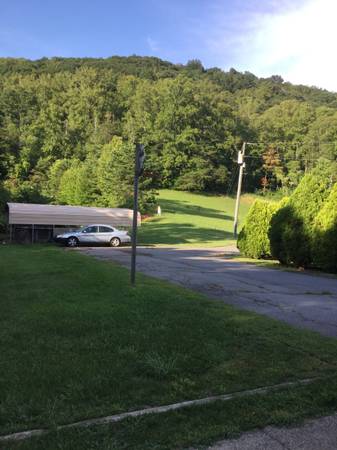 $800 / 1br - 500ft2 - One bedroom apt (Fairview)64029375938435123