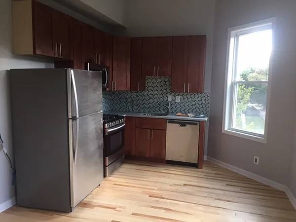 $4,200 / 3br - 1100ft2 - 3 bedrooms and 2 bath Central AC and Heat with washer and dryer in NE (Washington DC)64040363150723124