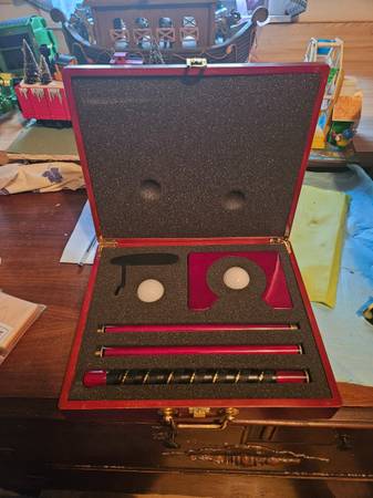 Executive office putter in wood box 1