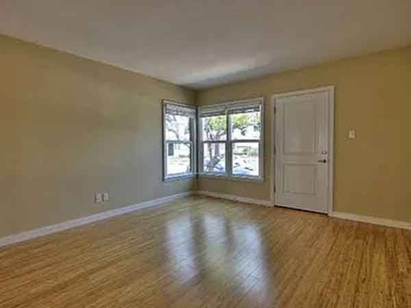 $900 / 1br - 800ft2 - *Beautiful 1 bed 1 bath small house! (103 23rd Ave, San Mateo, CA)64000589376386122
