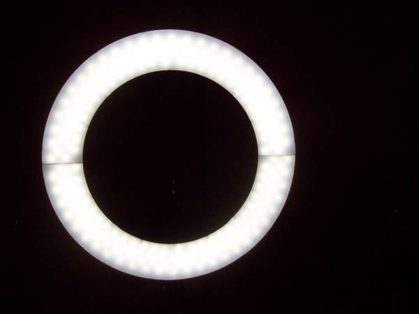 Luz anular Jianjin - $25 (Wayland)63471140548353122