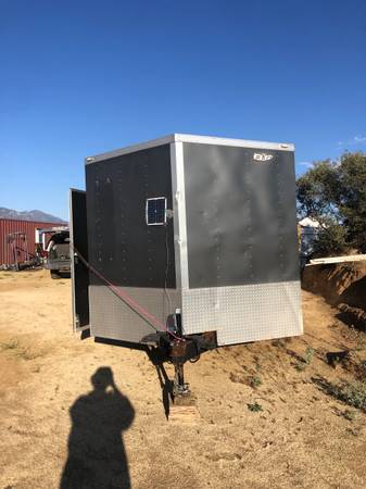 Remolque de carga con dirección este desde Palm Desert (Anza CA)63658067282433120
