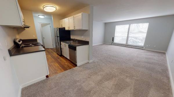 $1,550 / 1br - 690ft2 - 1/BD 1/BA, Covered Parking, Double Pane Windows (10408 Southeast 174th Street, Renton, WA)63852579816961123