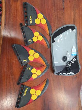 Futures AM2 techflex 5 fin 1