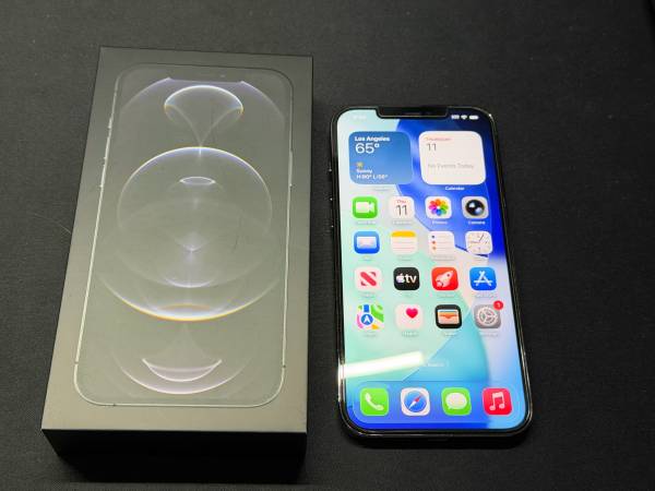 UNLOCKED Iphone 12 Pro Max 256gb - very good condition 1