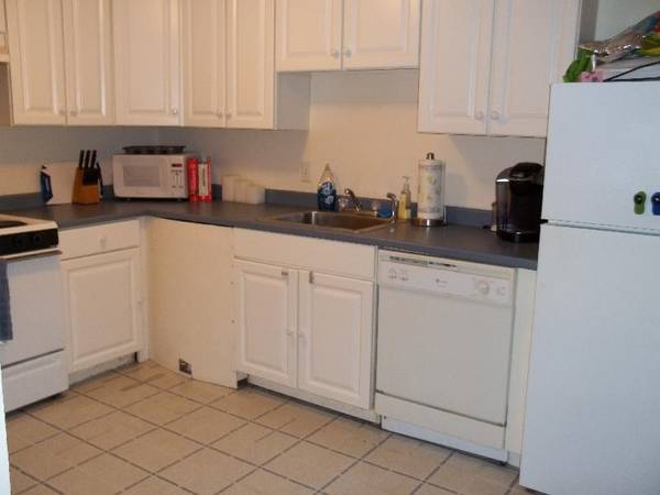 $2,600 / 2br - Apartamento de 2 dormitorios y 1 baño en Brighton | Dighton St (Brighton)64141616388994124