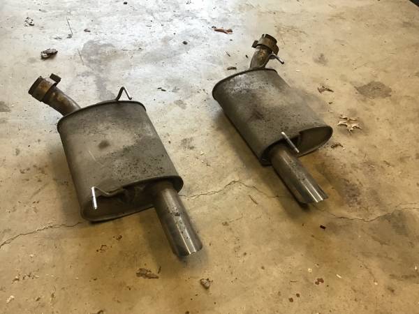 2006 Ford Mustang GT Stock Mufflers 1