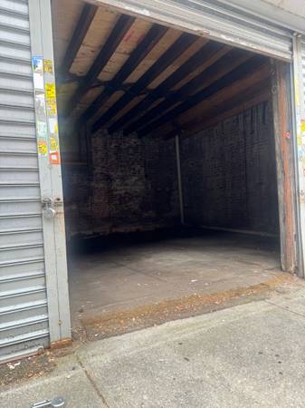 $300 3-Car Garage for Rent - Spaces Available Separately (Brooklyn, Prospect Place) (Crown Heights)63854384893825123