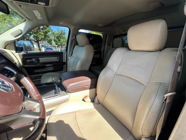 2014 RAM 2500 Laramie 4x4 - Photo 14