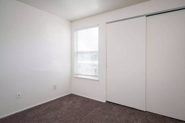 $1,687 / 2br - 928ft2 - Plenty of space and amazing views from this 928 sq ft 2 bed/2 bath! (Hillsboro)63820882634369123