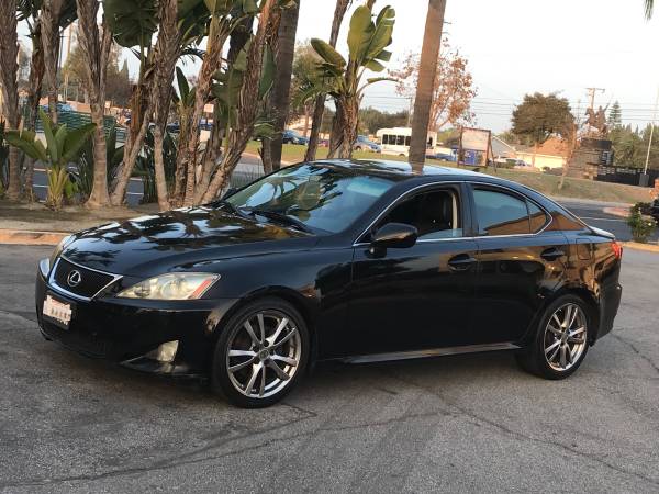 2008        LEXUS.  IS 250 1