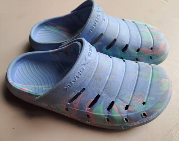 Shoe - Rugged Shark Girls' Swivel-Strap EVA Clogs (Similar to CROCS) 1