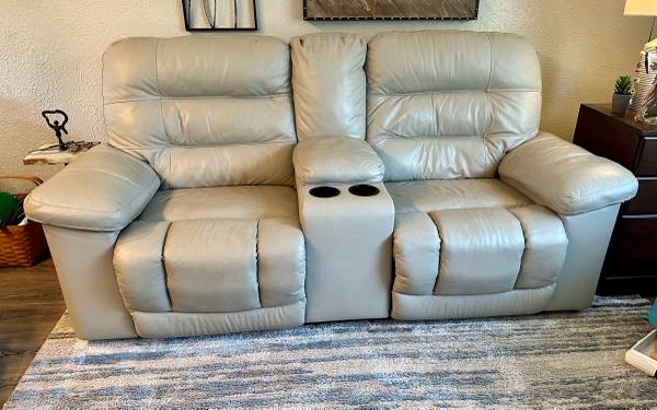 Leather Loveseat Recliner 1
