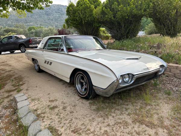 1963 Ford thunderbird 1