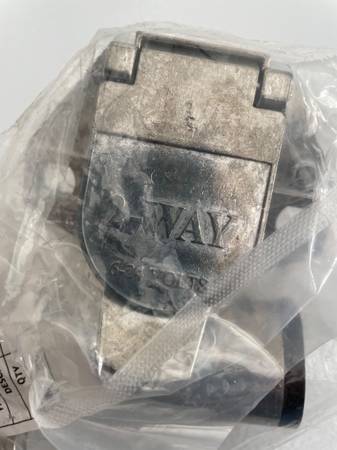 Trailer/Boat Winch Electrical Connector 1