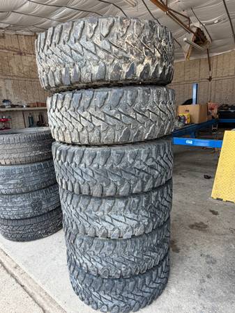 35x12.50 r20 - 200 USD491021215854776321