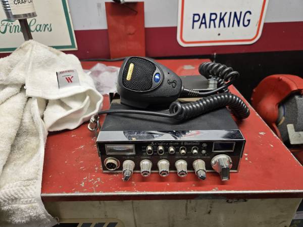 Cobra cb radio 1