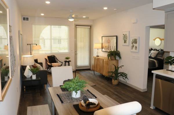 $2,548 / 1br - 663ft2 - Ceiling Fan, Patio/Balcony, BBQ/Picnic Area (3065 Village at the Park Dr, Camarillo, CA)63668253752193123