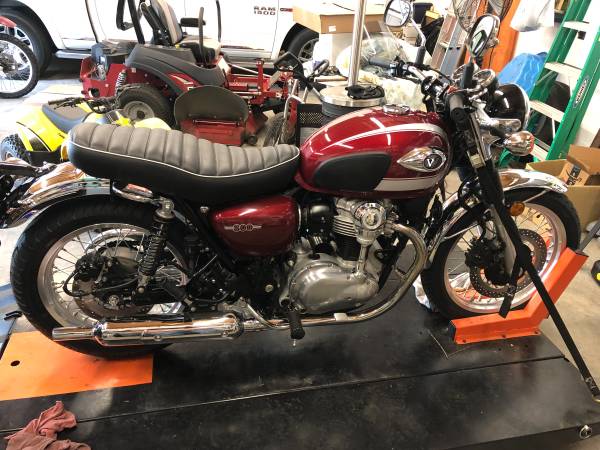 2020 Kawasaki W800 Classic 1