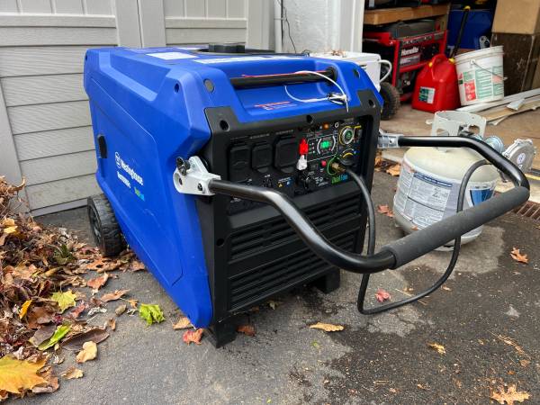 Westinghouse iGen11000DFc Generator 1