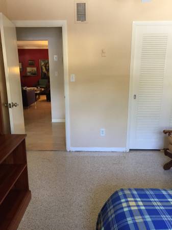 $1,050 / 1br - 1br - **FURNISHED ROOM FOR RENT SAINT PETERSBURG APPEALING JUNGLE AREA (St. Pete.)63991225279874124