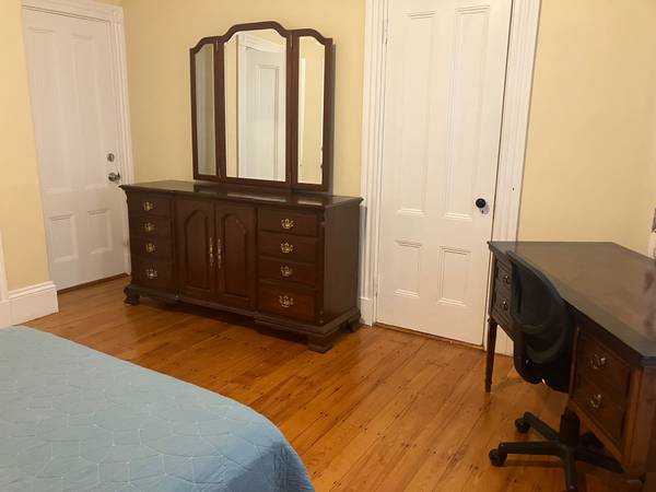 $1,525 OCTUBRE 1-Dormitorio privado amueblado, hermoso y tranquilo apartamento - MUJER (Área Médica Longwood/Misión Hill)63856229349891123