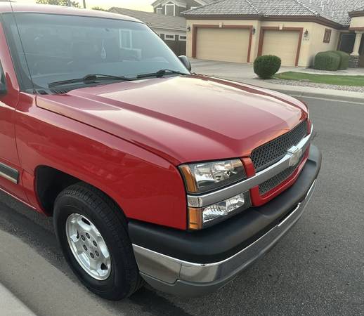 2004 Chevrolet Silverado 1500 cabina simple V8 cama corta automática 0 ÓXIDO - $13,900 (Mesa)63616969601667123