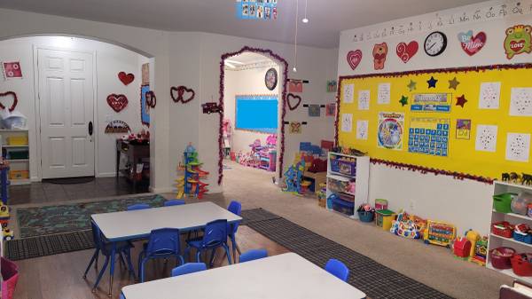 Miss Sandy's Kiddie College- 1 Full-time & 1 Part-time spot available! (Rancho Cordova - Sunridge Park)63919895282050122