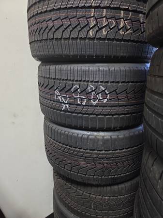 285-30-22 continental snow 1