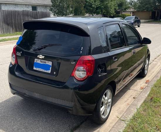 2009 Chevrolet Aveo5 LT hatchback 4D - $3,600 (Pflugerville)63621941663491123