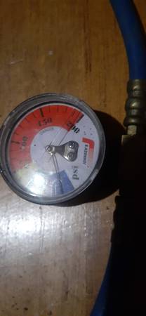 Johnsen's A/C Guage - $10 (East Bridgewater)63437816652803121