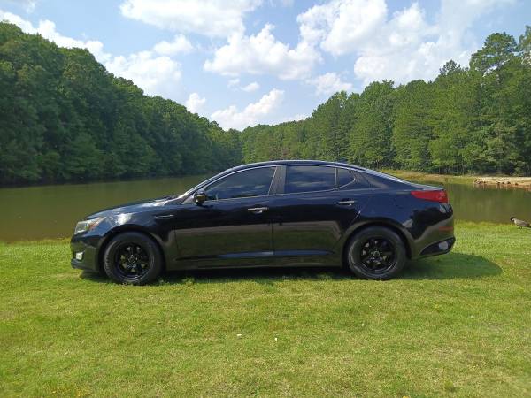 2015 Kia Optima 4dr,fully loaded,Excellent for Commuter,Student or Family Vehicl 1