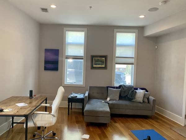 $3,200 / 1br - 760ft2 - 1 bed w/ GARAGE PKG ~ W/D in Unit, Central AC, Avl NOW (Boston - South Boston - Mohawk St)63620245820417121