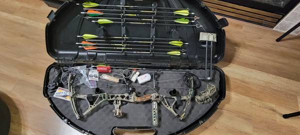Bowtech Admiral Compound Bow 1