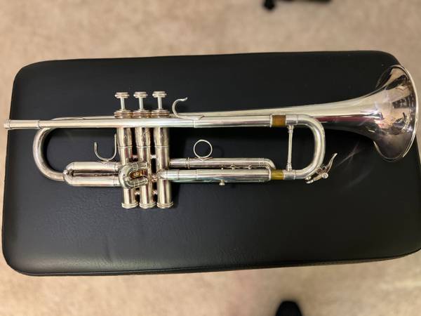 SE Shires Austin Custom Brass Bb Trumpet 1
