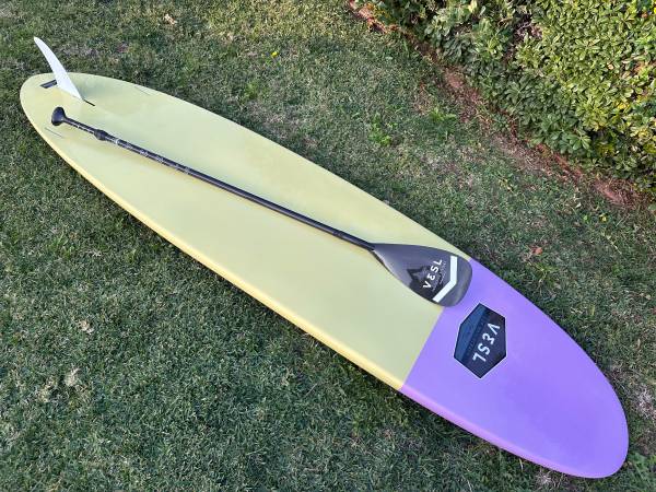 Stand up paddle board with paddle, fin and travel bag 1
